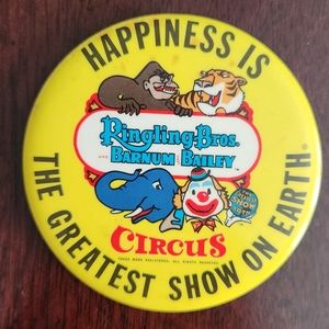 Vintage Ringling Bros. Barnum Bailey Button Pin